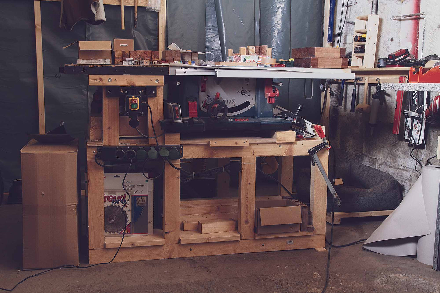 Werrkbank aus der Werkstatt von D.B.S. Hand&Wood bei Holzasllerliebst, drechseln, handgemacht, aus holz