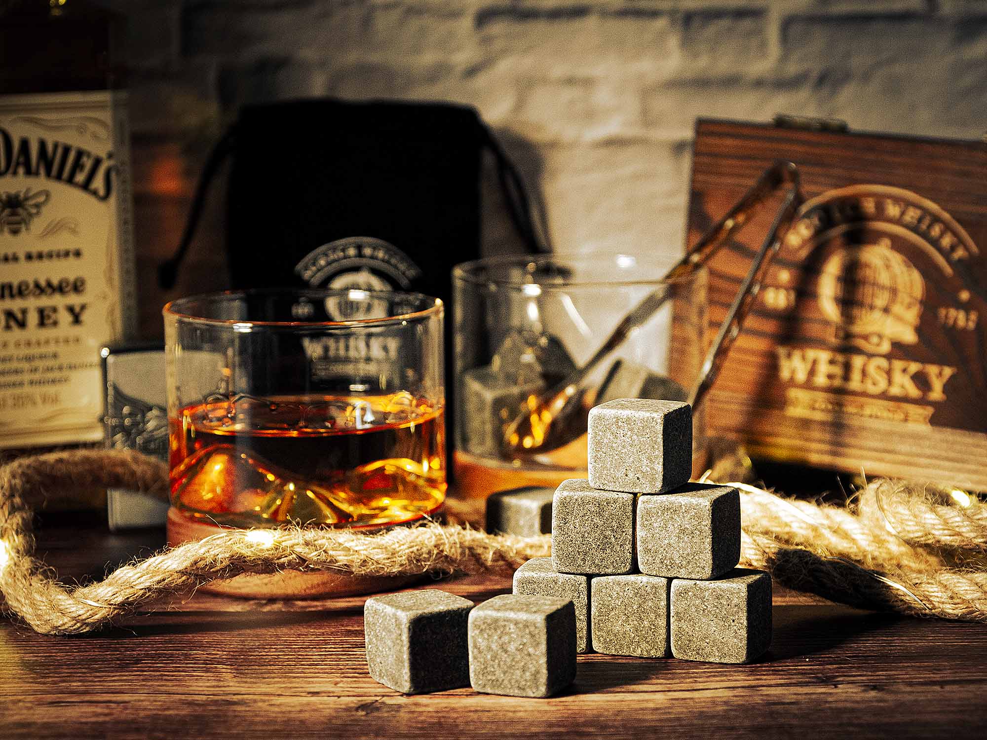 Whisky-Kühlsteine bieten kühlenden Genuss ohne Verdünnung.