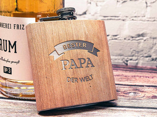 Flachmann "Bester Papa" mit Holz bar flachmann schnaps FlachmännerHolzallerliebst.shop