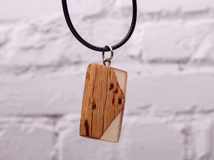 Halskette aus Holz und Epoxy - Aladfar altholz aus Holz aussergewöhnlicher_schmuck HalskettenHolzallerliebst.shop