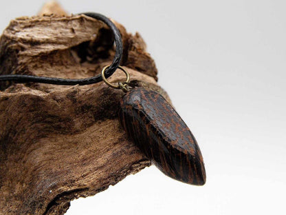 Halsketten mit Anhängern aus Holz - Holzschmuck Eckig Groß Halskette KettenHolzallerliebst.shop
