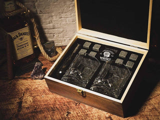 Whisky Tumbler Geschenkset – verschiedene Ausführungen Basaltsteine zum Einfrieren Geschenk Geschenk für Whiskyliebhaber TrinkgläserHolzallerliebst.shop